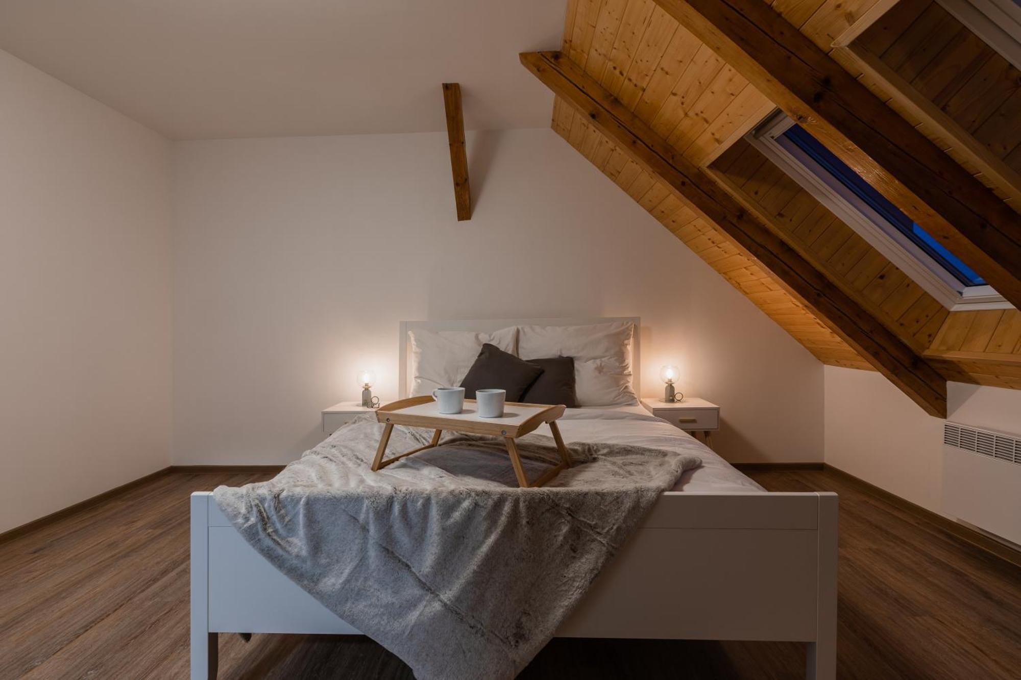 Romanticky Loft Parking U Hlavniho Nadrazi Olomouc Exterior photo