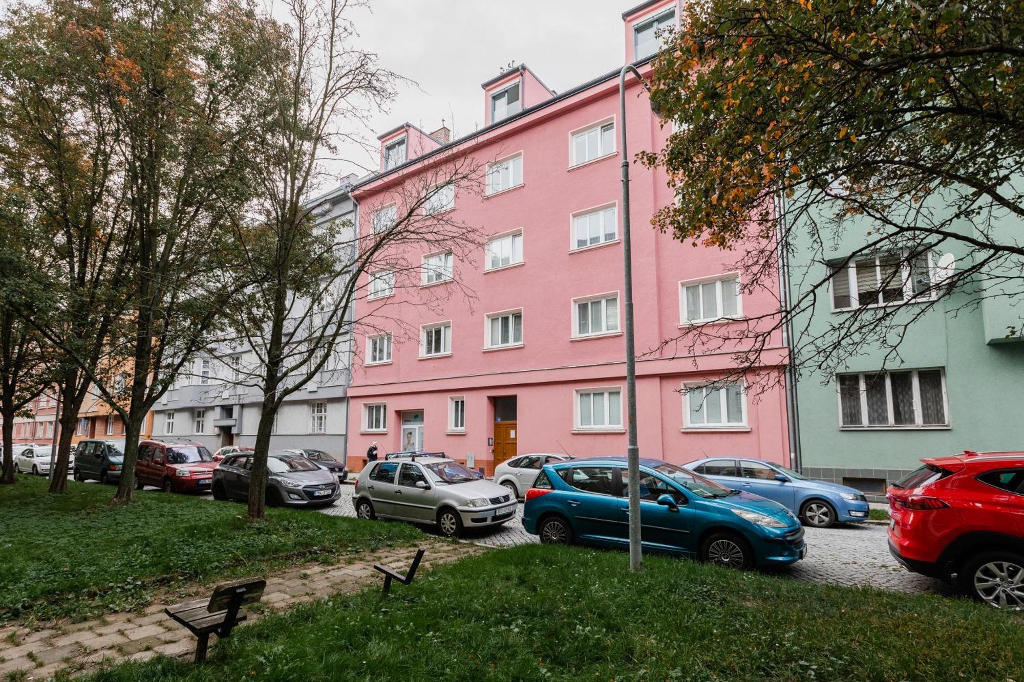 Romanticky Loft Parking U Hlavniho Nadrazi Olomouc Exterior photo